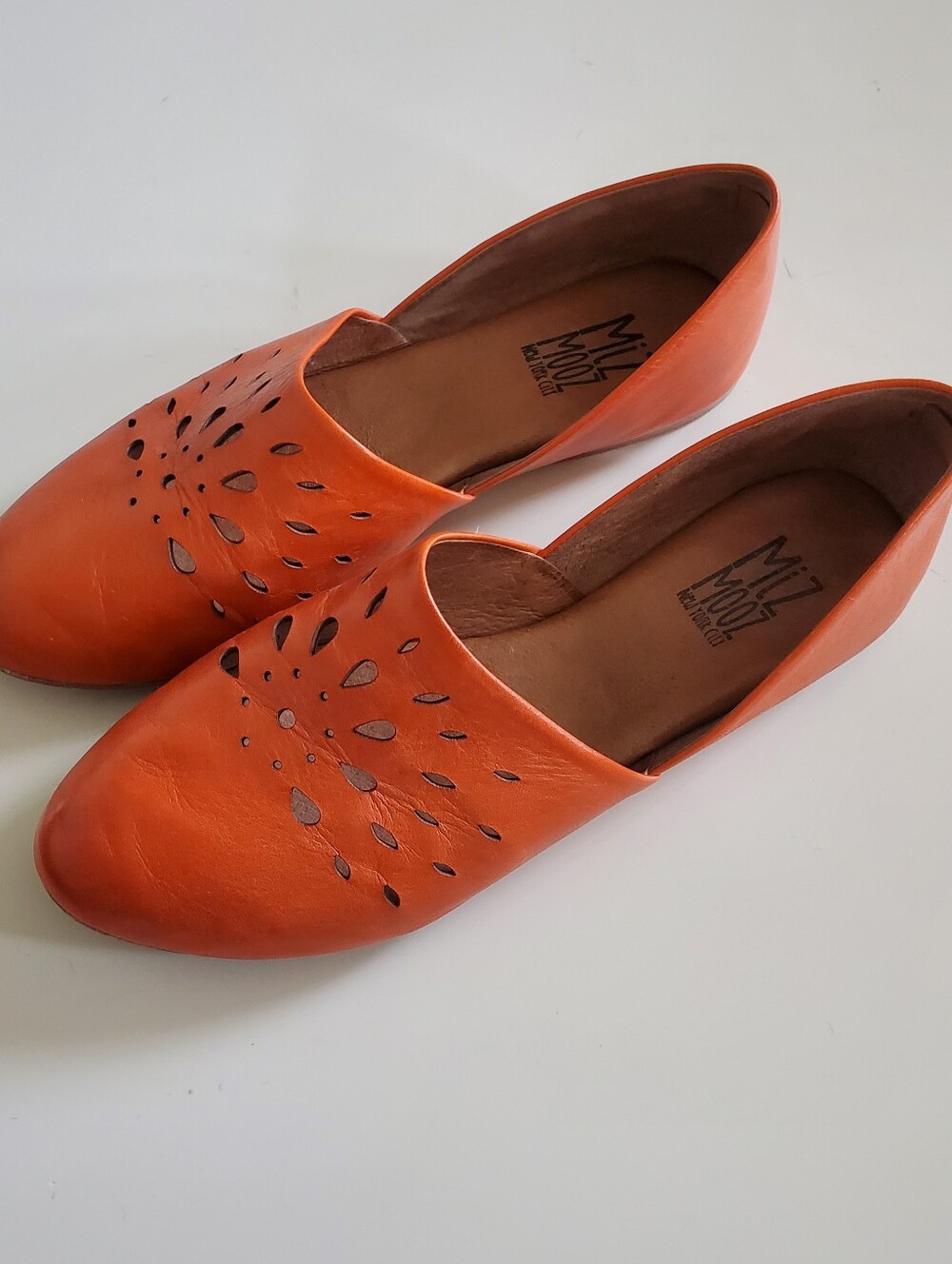 SPLIT SIZE - Miz Mooz KALA Orange Leather Cutout Slip-On Flats 37 R And 38 EUR L